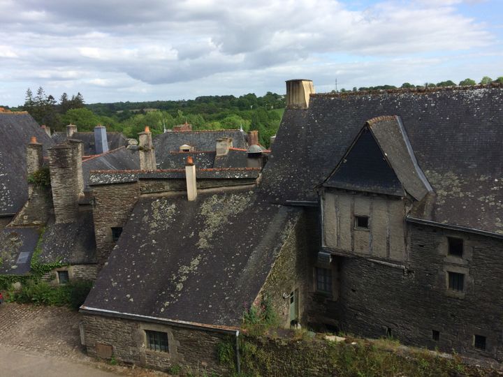 Les toits de Rochefort-en-Terre