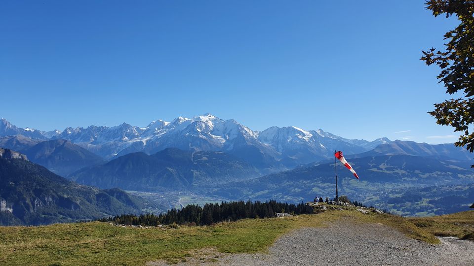 Vue imprenable sur le massif du Mont Blanc